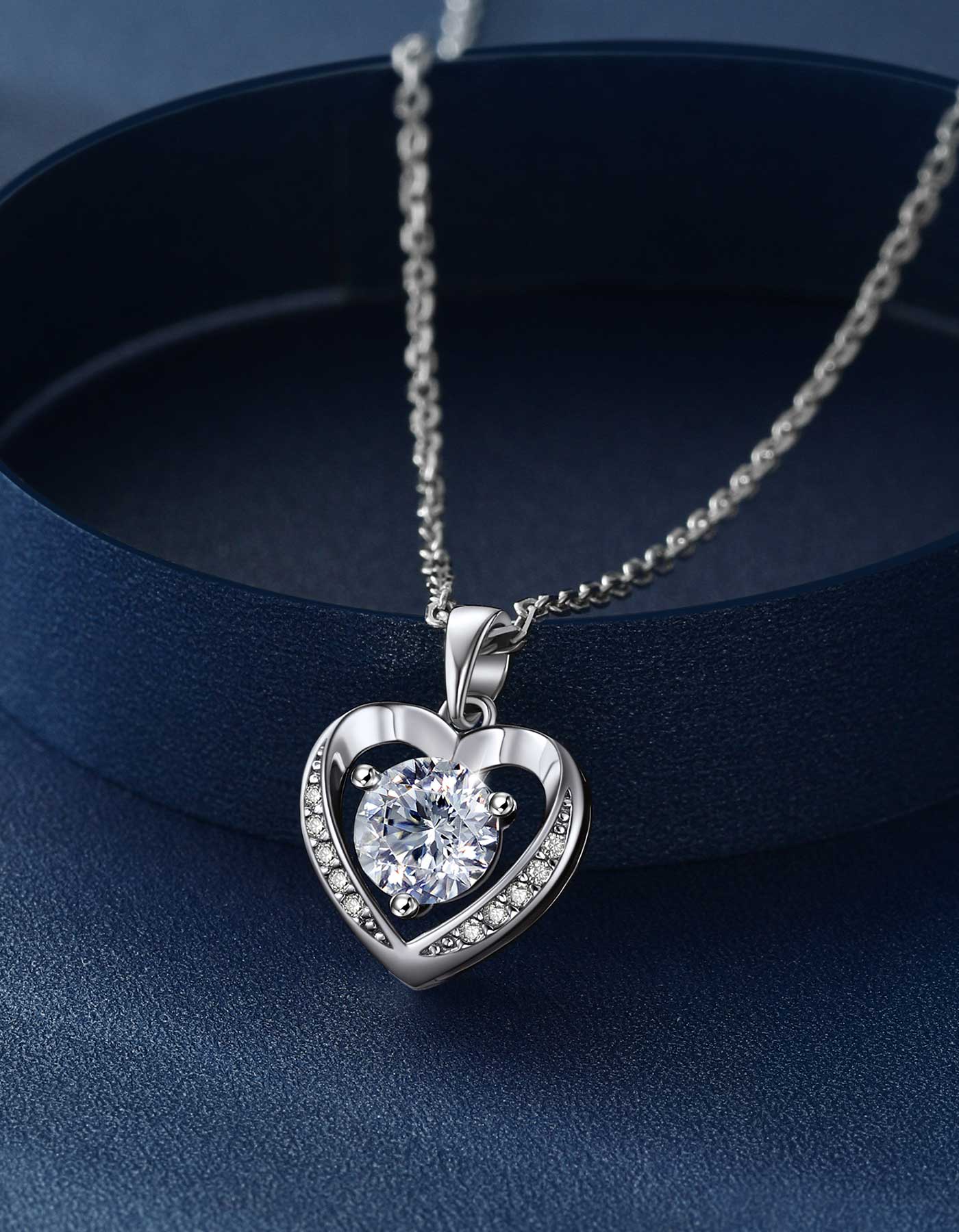 Ahabobo Sterling Silver Moissanite Heart Necklace